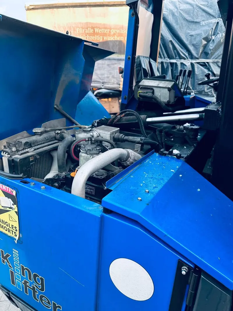 Terberg-Mitnahmestapler, Prüfung: Foto aus der Autowelt-Werkstatt